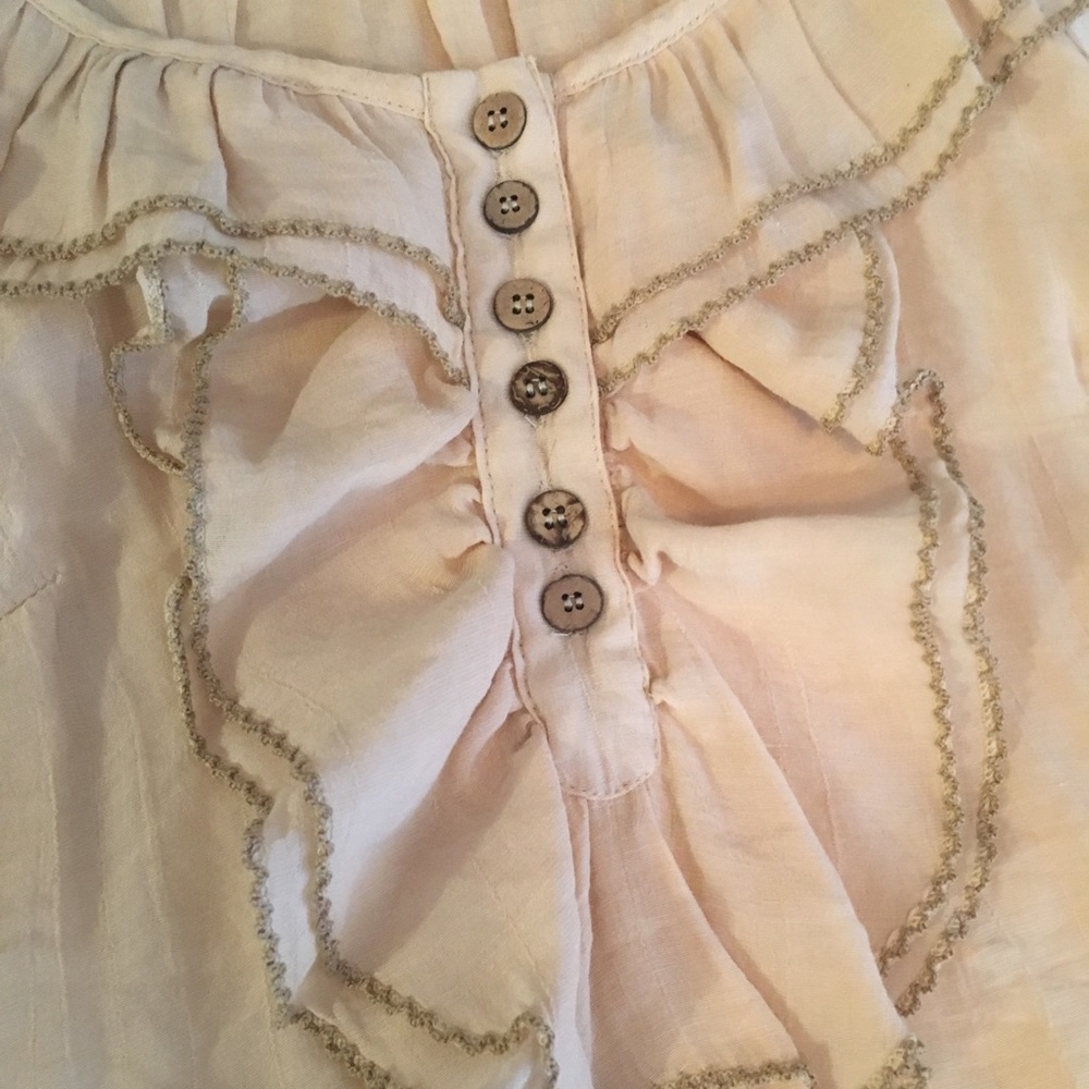Cream Ruffled Blouse - Picture 4 of 7